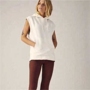 Athleta Retroplush Cocoon Hoodie Size Large Cream Sweatshirt Vest